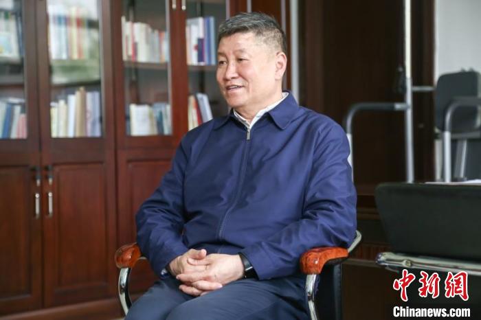 全国人大代表、山西工商学院院长牛三平。山西工商学院供图 全国人大代表、山西工商学院院长牛三平。山西工商学院供图