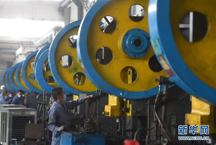 (新华全媒头条·迎接两会特别报道·图文互动)(6)不同寻常的两会 万众一心的力量——写在2020年全国两会召开之际