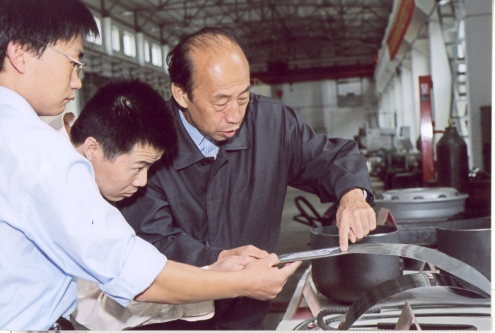 王国栋:“一到钢厂,就有回家的感觉” 王国栋:“一到钢厂,就有回家的感觉”