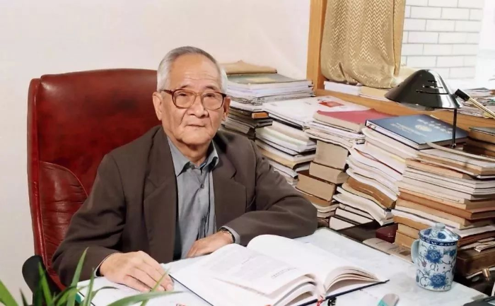 鲜学福:平生志于勤 为师做表率 鲜学福:平生志于勤 为师做表率