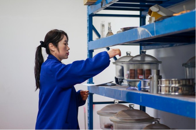 默默耕耘结硕果,巾帼逐梦绽芳华——任娟娟教授与铁道工程的故事 默默耕耘结硕果,巾帼逐梦绽芳华——任娟娟教授与铁道工程的故事