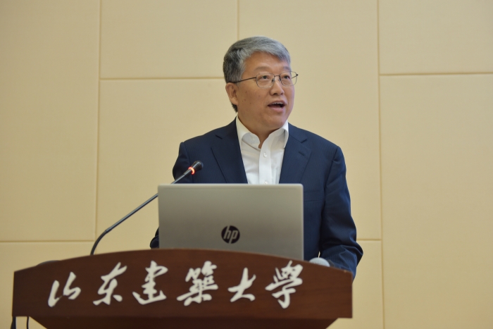 山东大学原党委书记郭新立宣讲