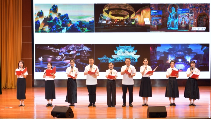 3.辅导员宣讲团进社区宣讲 3.辅导员宣讲团进社区宣讲